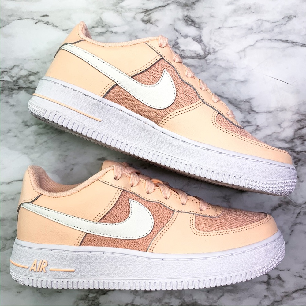 ♥️SOLD♥️Nike Air Force 1 LV8 Double Pink Sneaker - Picture 3 of 6